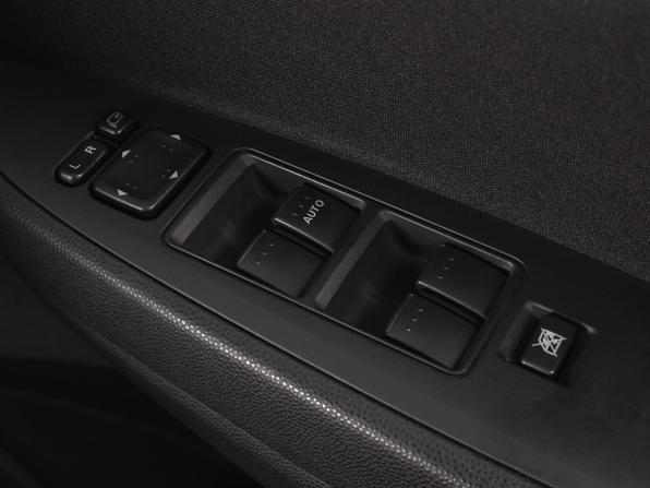 Mazda Biante с пробегом 2012 года, цена 1 119 999 рублей, 188980 км, компактвэн, Автокод Объявления