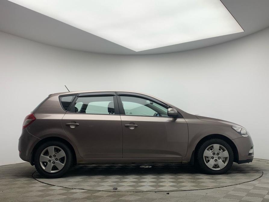 Kia Ceed I Рестайлинг Мурманск  - изображение 8