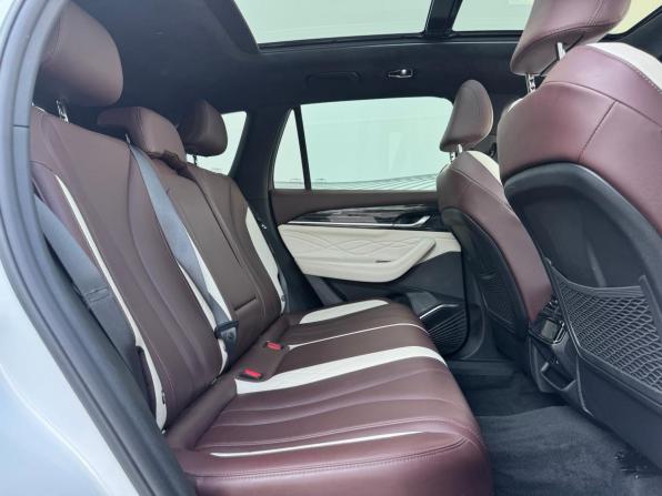 Geely Monjaro I с пробегом 2023 года, цена 3 300 000 рублей, 54024 км, внедорожник, Автокод Объявления