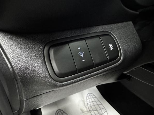 Hyundai Venue I с пробегом 2022 года, цена 2 000 000 рублей, 93968 км, внедорожник, Автокод Объявления