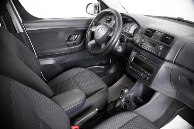 Skoda Roomster I Рестайлинг с пробегом 2013 года, цена 829 000 рублей, 168000 км, компактвэн, Автокод Объявления