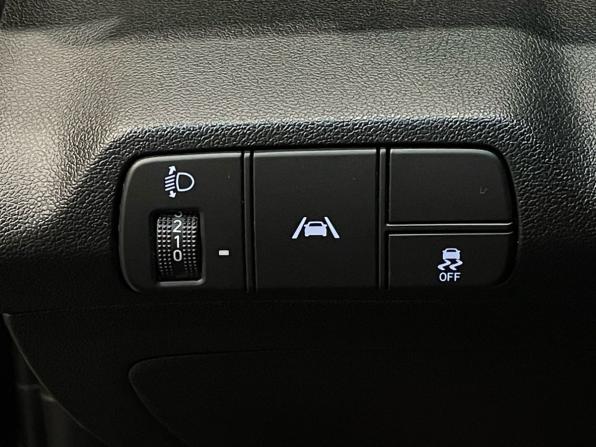 Hyundai Avante VII с пробегом 2020 года, цена 1 635 000 рублей, 115027 км, седан, Автокод Объявления