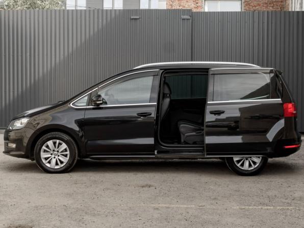 Volkswagen Sharan II с пробегом 2011 года, цена 1 300 000 рублей, 139900 км, минивэн, Автокод Объявления