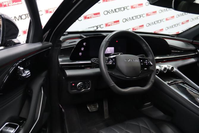 Exeed RX с пробегом 2024 года, цена 3 555 550 рублей, 24540 км, внедорожник, Автокод Объявления