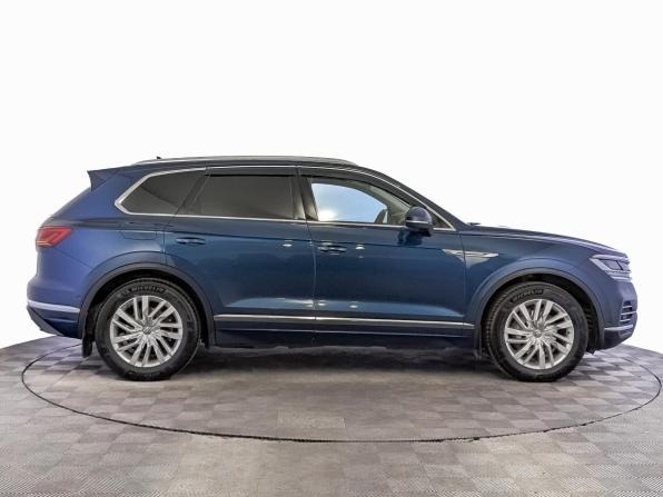 Volkswagen Touareg III с пробегом 2018 года, цена 3 970 000 рублей, 258853 км, внедорожник, Автокод Объявления