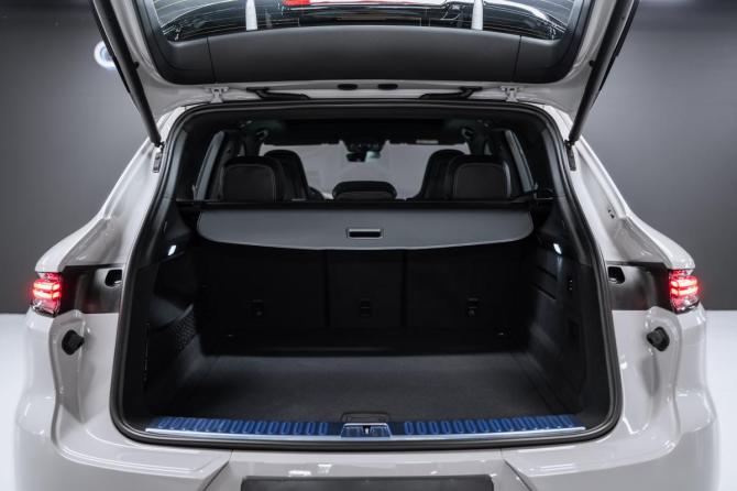 Новый Porsche Cayenne III Рестайлинг 2026 года, цена 18 500 000 рублей, внедорожник, Автокод Объявления