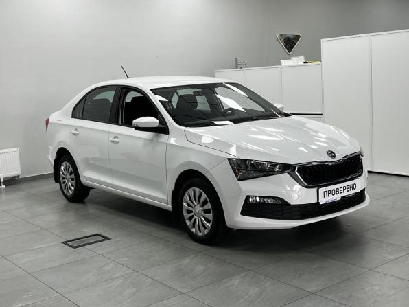 Skoda Rapid II с пробегом 2021 года, цена 1 699 000 рублей, 77010 км, лифтбек, Автокод Объявления