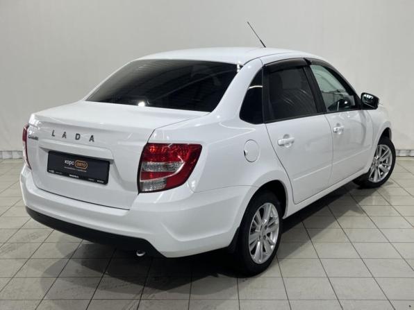Lada (ВАЗ) Granta I Рестайлинг с пробегом 2023 года, цена 894 000 рублей, 21034 км, седан, Автокод Объявления