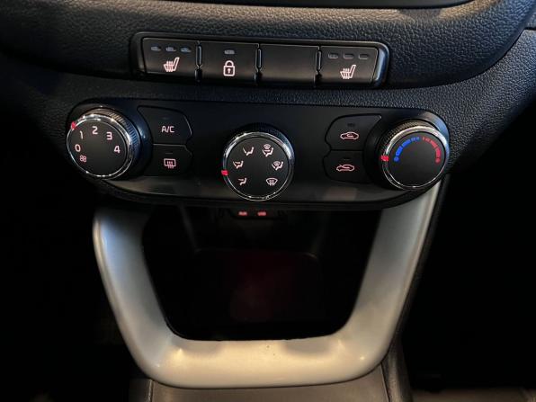 Kia Ceed II с пробегом 2014 года, цена 1 050 000 рублей, 138873 км, хэтчбек, Автокод Объявления