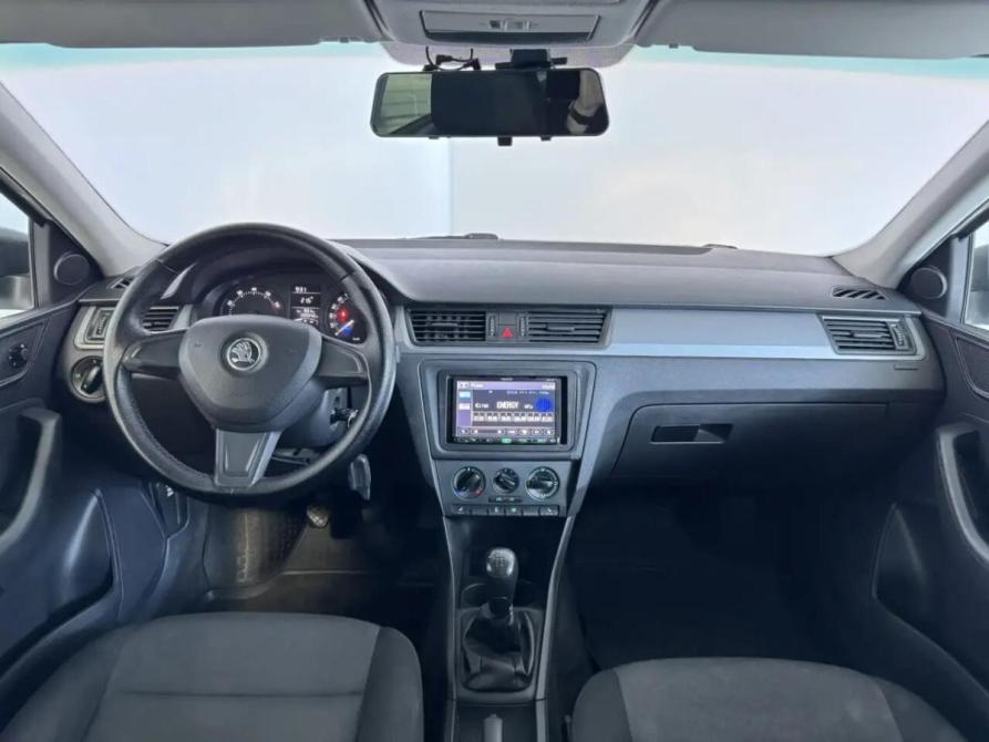 Skoda Rapid I Челябинск  - изображение 8