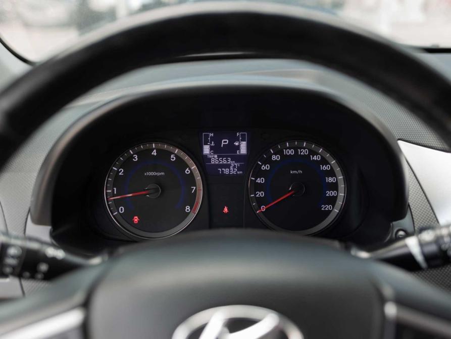 Hyundai Solaris I Рестайлинг Новосибирск  - изображение 13