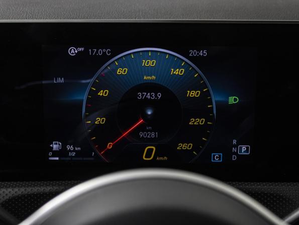 Mercedes-Benz A-Класс IV (W177) с пробегом 2018 года, цена 2 399 000 рублей, 90272 км, хэтчбек, Автокод Объявления