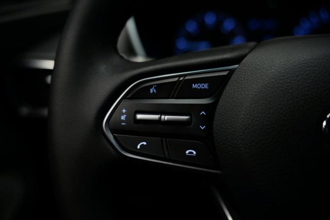 Hyundai Santa Fe IV с пробегом 2019 года, цена 3 190 000 рублей, 119230 км, внедорожник, Автокод Объявления