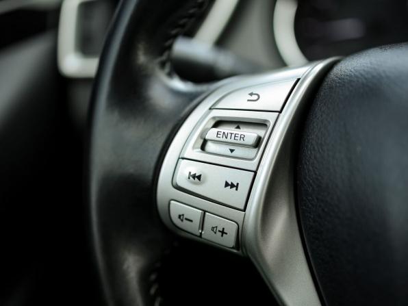 Nissan Qashqai II с пробегом 2015 года, цена 1 559 000 рублей, 97510 км, внедорожник, Автокод Объявления