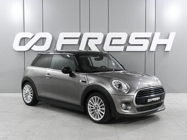 Mini Hatch III (F55/F56) с пробегом 2017 года, цена 1 959 000 рублей, 52962 км, хэтчбек, Автокод Объявления