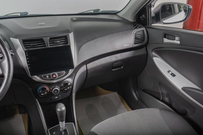 Hyundai Solaris I с пробегом 2013 года, цена 999 000 рублей, 90600 км, седан, Автокод Объявления