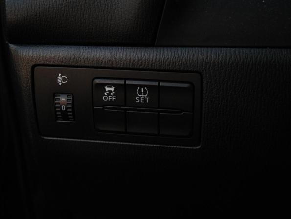 Mazda 3 III (BM) с пробегом 2015 года, цена 1 100 000 рублей, 190000 км, седан, Автокод Объявления
