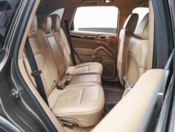 Porsche Cayenne II (958) с пробегом 2014 года, цена 2 575 111 рублей, 236848 км, внедорожник, Автокод Объявления