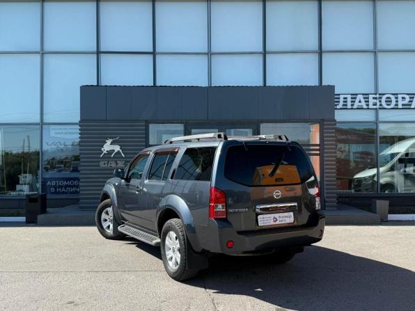 Nissan Pathfinder III с пробегом 2006 года, цена 1 000 000 рублей, 303232 км, внедорожник, Автокод Объявления