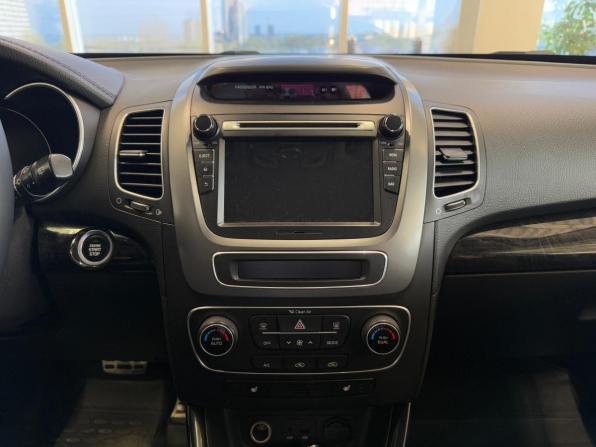 Kia Sorento II Рестайлинг с пробегом 2014 года, цена 1 680 000 рублей, 184000 км, внедорожник, Автокод Объявления