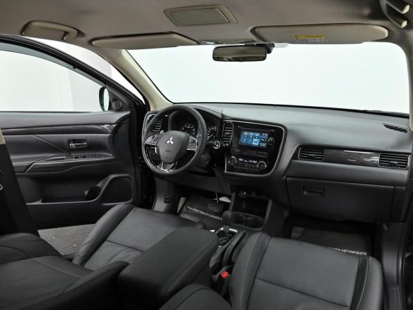 Mitsubishi Outlander III Рестайлинг 2 с пробегом 2016 года, цена 1 399 000 рублей, 105000 км, внедорожник, Автокод Объявления