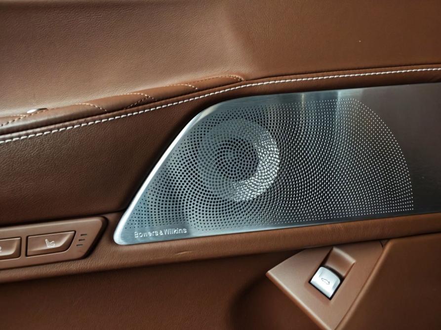 BMW 7 серии VI (G11/G12) Рестайлинг Москва  - изображение 17