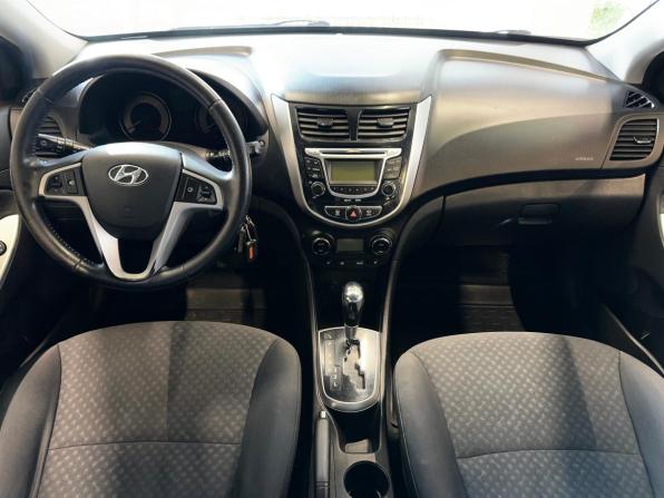 Hyundai Solaris I с пробегом 2012 года, цена 720 000 рублей, 163319 км, хэтчбек, Автокод Объявления