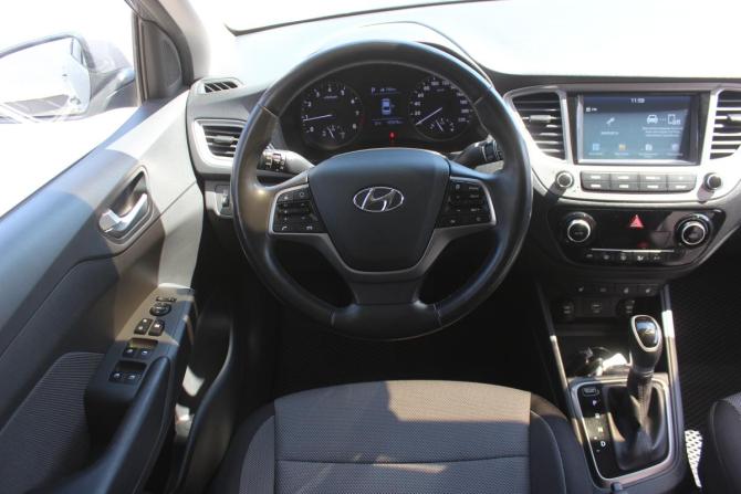 Hyundai Solaris II с пробегом 2020 года, цена 1 437 000 рублей, 157020 км, седан, Автокод Объявления
