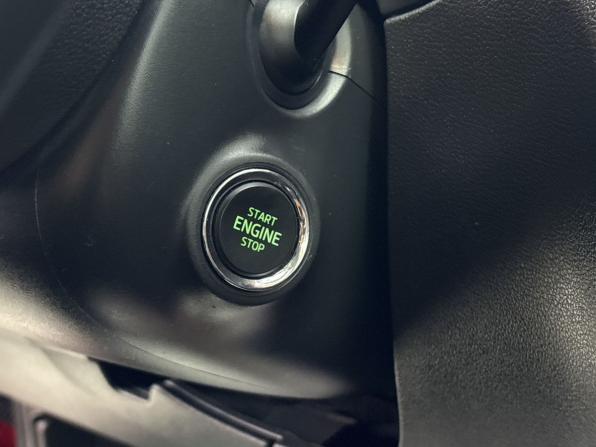 Skoda Rapid I Рестайлинг с пробегом 2019 года, цена 1 645 000 рублей, 88368 км, лифтбек, Автокод Объявления