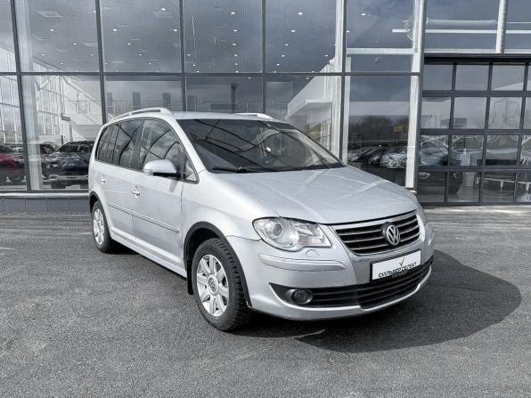 Volkswagen Touran I Рестайлинг с пробегом 2007 года, цена 550 000 рублей, 238253 км, компактвэн, Автокод Объявления