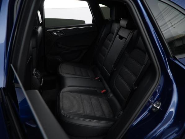 Porsche Macan I Рестайлинг 2 с пробегом 2023 года, цена 8 248 505 рублей, 18014 км, внедорожник, Автокод Объявления