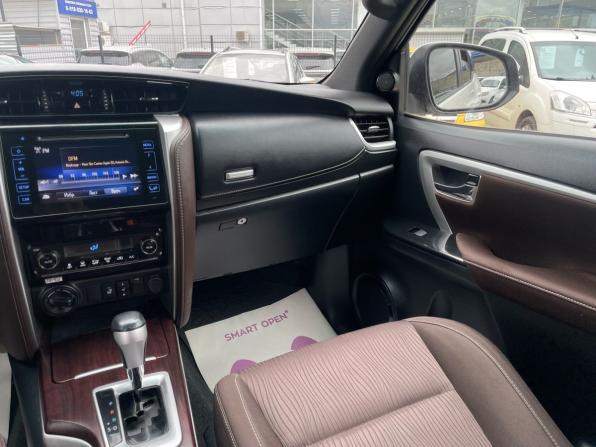 Toyota Fortuner II с пробегом 2019 года, цена 2 850 000 рублей, 45000 км, внедорожник, Автокод Объявления
