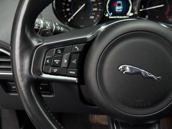 Jaguar F-Pace I с пробегом 2020 года, цена 3 150 000 рублей, 100942 км, внедорожник, Автокод Объявления