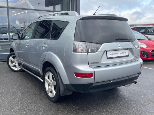Mitsubishi Outlander II с пробегом 2008 года, цена 890 000 рублей, 230000 км, внедорожник, Автокод Объявления