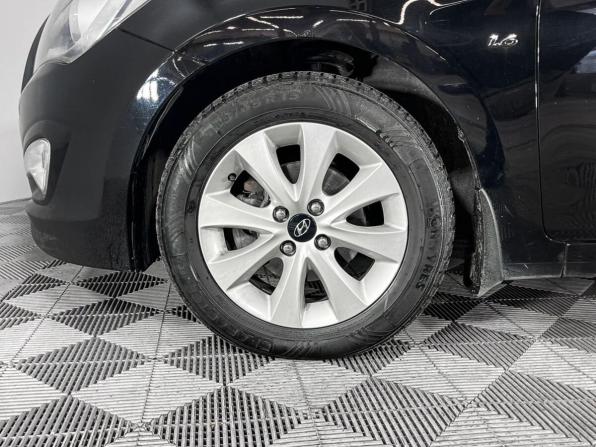 Hyundai Solaris I Рестайлинг с пробегом 2016 года, цена 864 000 рублей, 218257 км, седан, Автокод Объявления