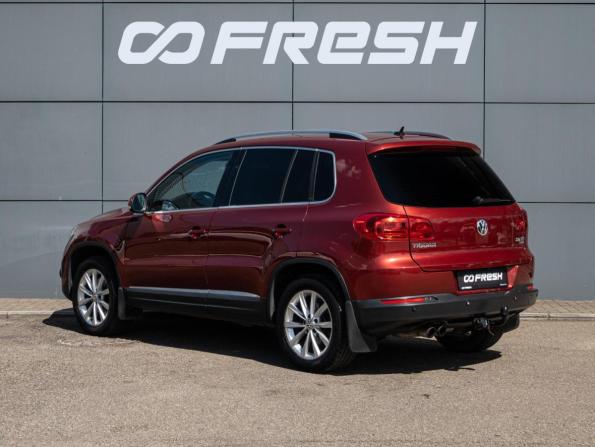 Volkswagen Tiguan I Рестайлинг с пробегом 2011 года, цена 1 395 000 рублей, 244216 км, внедорожник, Автокод Объявления
