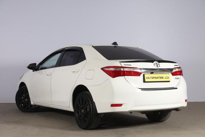 Toyota Corolla XI (E160 E170 E180) с пробегом 2014 года, цена 1 199 000 рублей, 196475 км, седан, Автокод Объявления