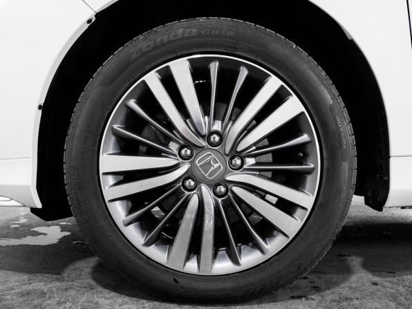 Honda Odyssey V Рестайлинг с пробегом 2018 года, цена 2 500 000 рублей, 56472 км, минивэн, Автокод Объявления