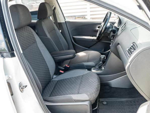 Volkswagen Polo V Рестайлинг с пробегом 2018 года, цена 1 125 000 рублей, 186378 км, седан, Автокод Объявления