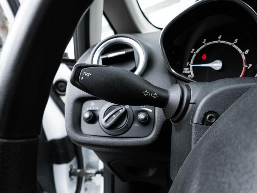 Ford Fiesta Mk6 Рестайлинг Ставрополь  - изображение 16