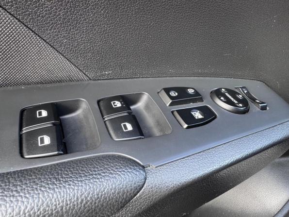 Hyundai Solaris II с пробегом 2019 года, цена 1 390 000 рублей, 134500 км, седан, Автокод Объявления