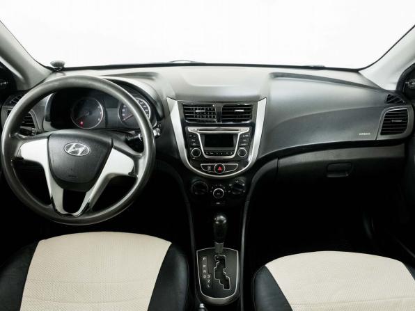 Hyundai Solaris I с пробегом 2012 года, цена 768 000 рублей, 181000 км, седан, Автокод Объявления