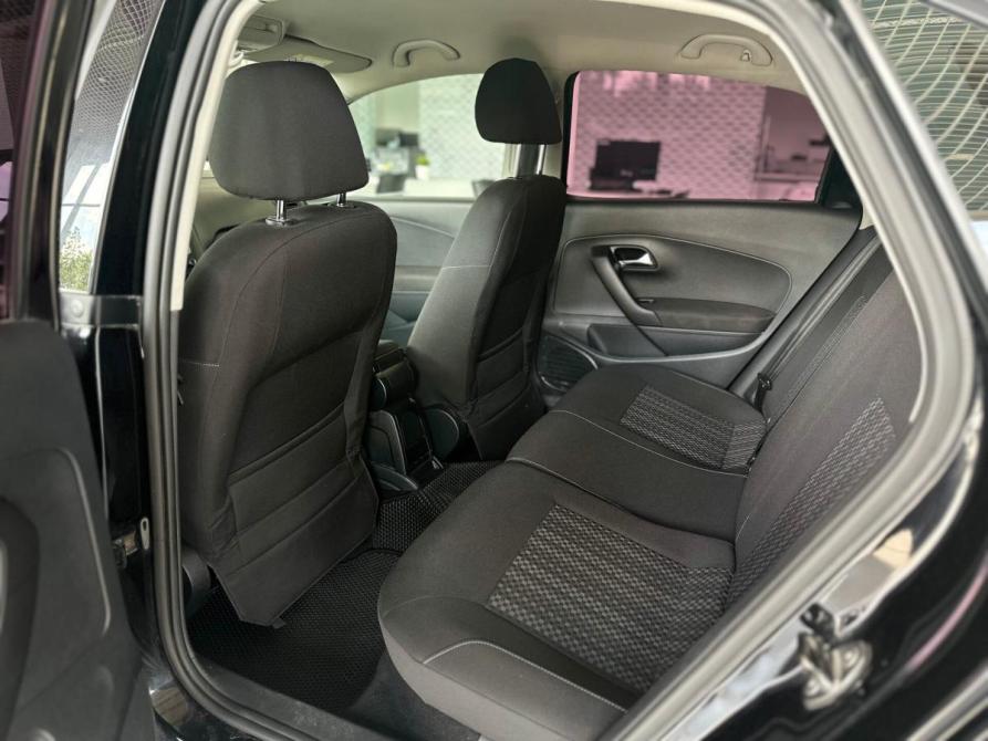 Volkswagen Polo V Рестайлинг Новосибирск  - изображение 17