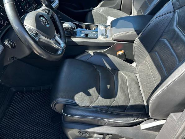Volkswagen Touareg III с пробегом 2018 года, цена 4 170 000 рублей, 151251 км, внедорожник, Автокод Объявления