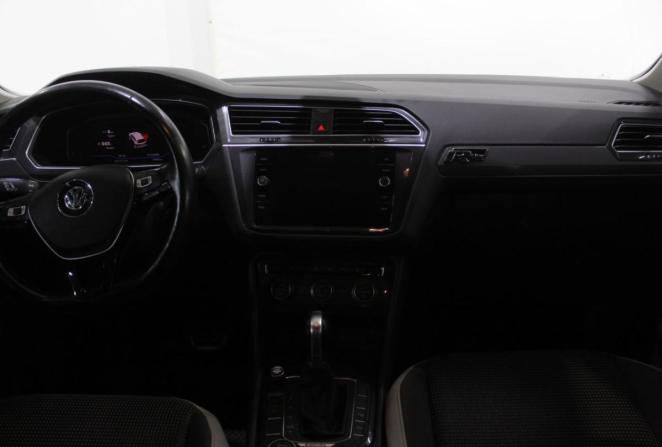 Volkswagen Tiguan II с пробегом 2019 года, цена 2 770 000 рублей, 109084 км, внедорожник, Автокод Объявления