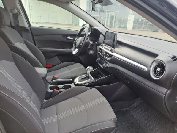 Kia Cerato IV Рестайлинг с пробегом 2022 года, цена 2 300 000 рублей, 63406 км, седан, Автокод Объявления