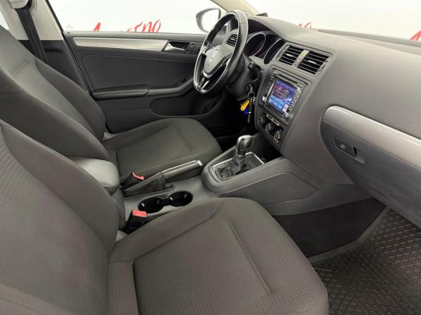 Volkswagen Jetta VI Рестайлинг с пробегом 2015 года, цена 1 199 000 рублей, 146173 км, седан, Автокод Объявления