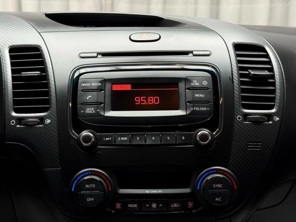Kia Cerato III Рестайлинг (Classic) с пробегом 2017 года, цена 1 399 000 рублей, 88227 км, седан, Автокод Объявления