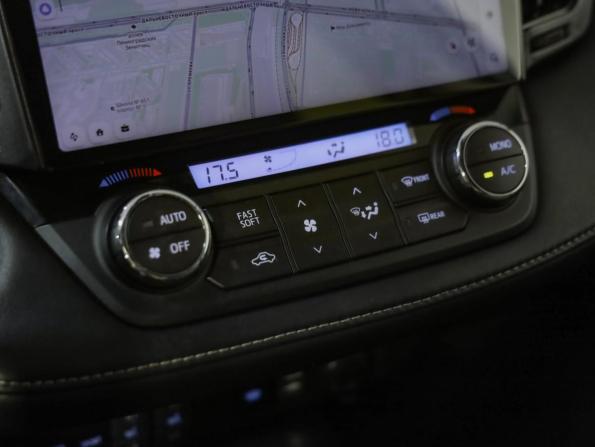 Toyota RAV4 IV (XA40) Рестайлинг с пробегом 2015 года, цена 2 099 000 рублей, 198274 км, внедорожник, Автокод Объявления