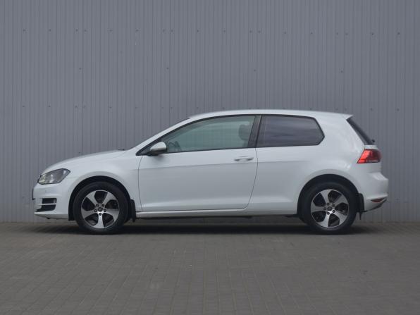 Volkswagen Golf VII с пробегом 2014 года, цена 939 000 рублей, 145162 км, хэтчбек, Автокод Объявления